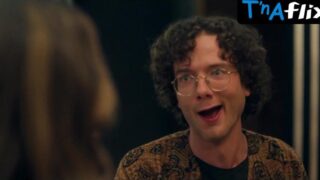 Maya Rudolph Sexy Scene in Saturday Night Live