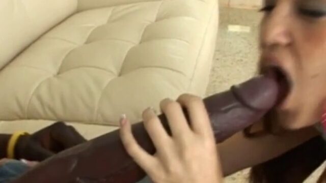 Scrape That Tingling Skinny Twat